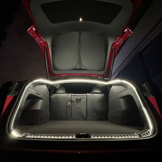 LED-lys til bagasjerom – Tesla Model Y - bilde 1