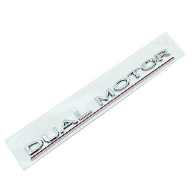 Dual Motor-emblem – klistremerke - bilde 1