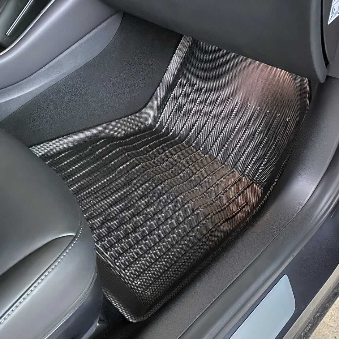Startpakke gulvmatter – Tesla Model 3 Highland - bilde 5