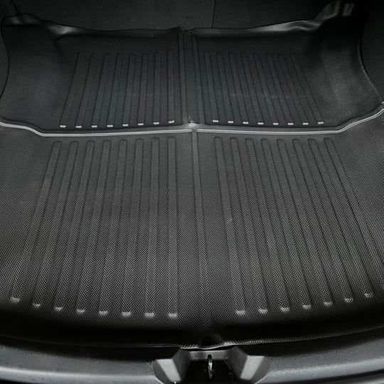 Model 3 – Bagasjeromsmatte 2019-2023 – montert