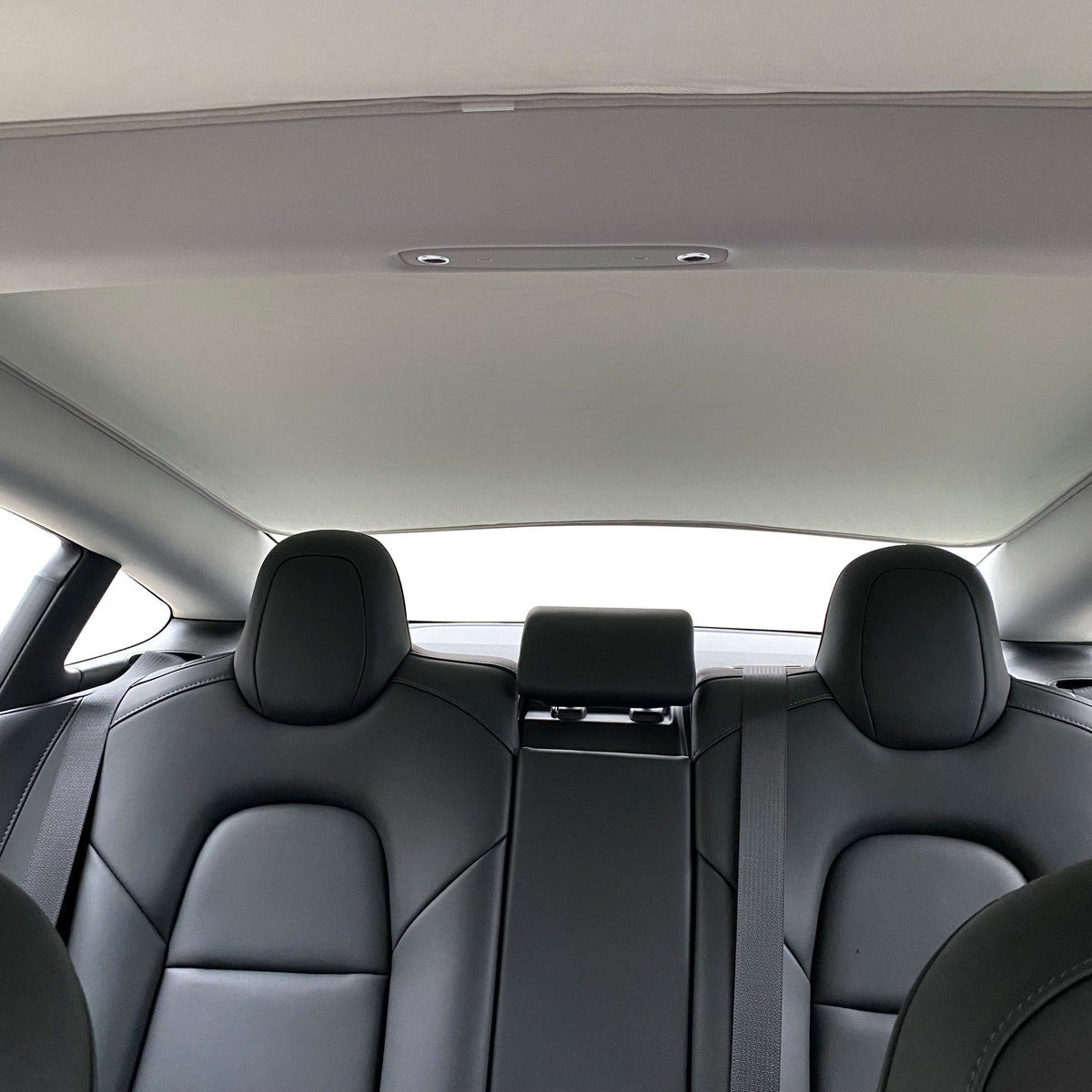 Solskjerm bakvindu – Tesla Model 3 - bilde 4